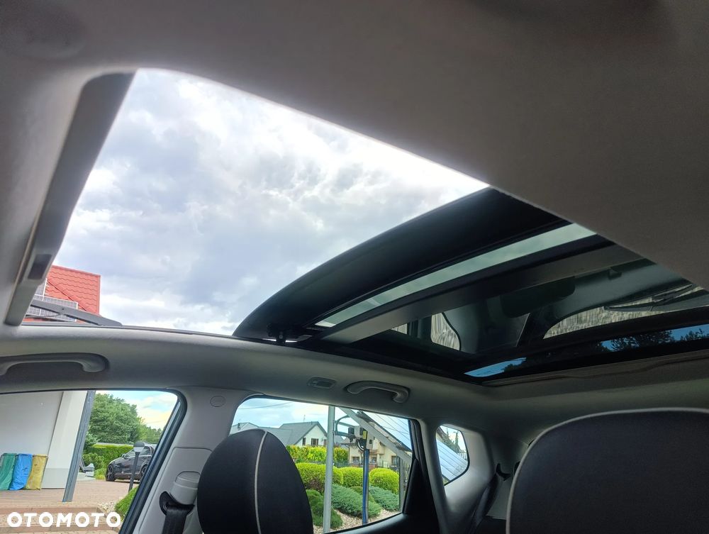 Kia Venga 1.6 CRDi 128 Dream Team Edition - 22
