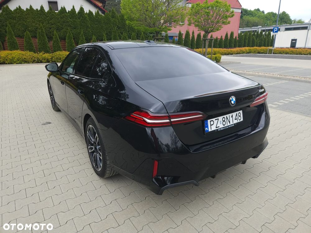 BMW Seria 5 520i M Sport Edition - 12