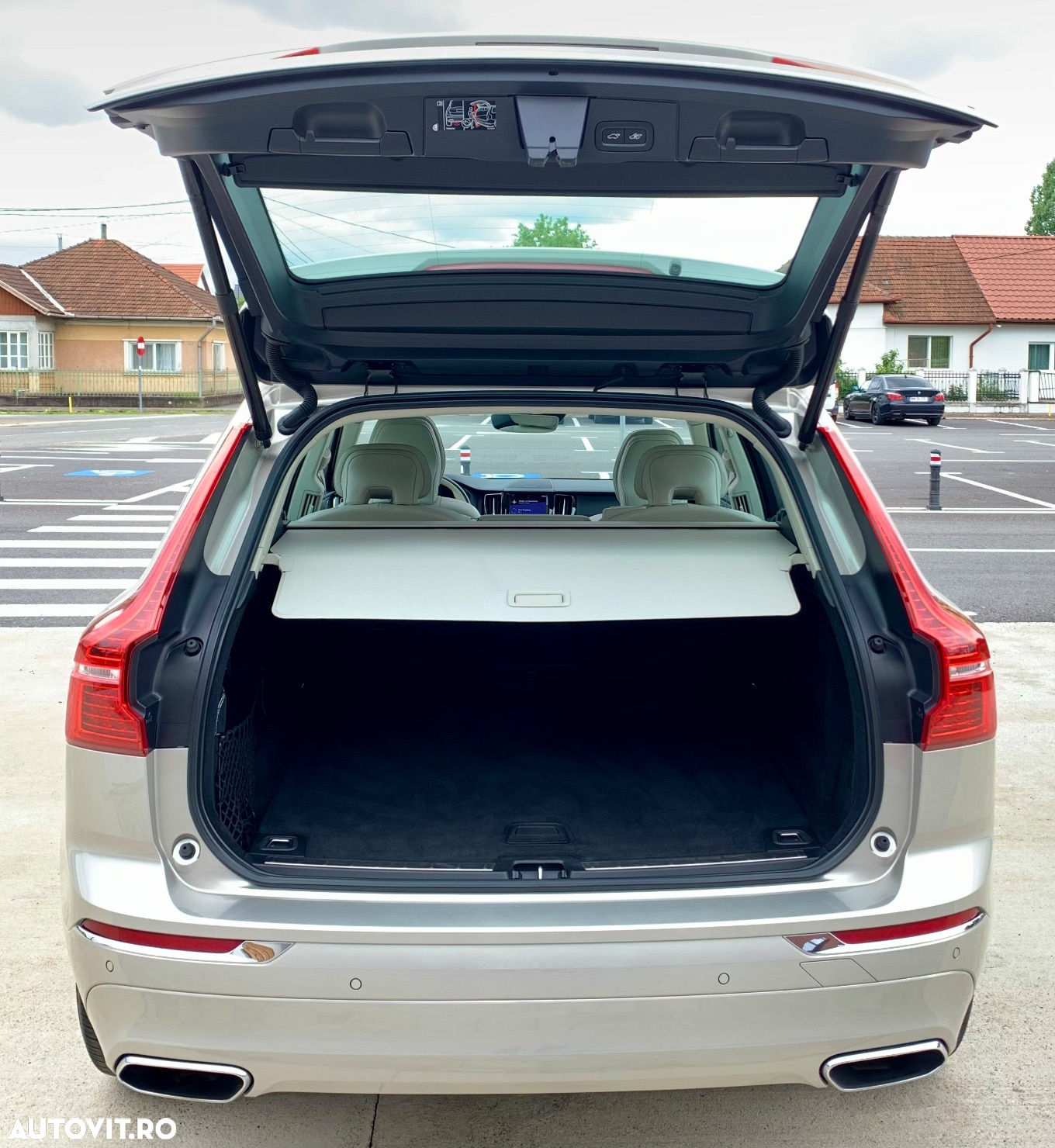 Volvo XC 60 B4 D AWD Geartronic Inscription - 20