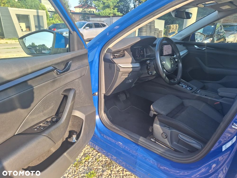 Skoda Octavia 2.0 TDI DSG Clever - 18