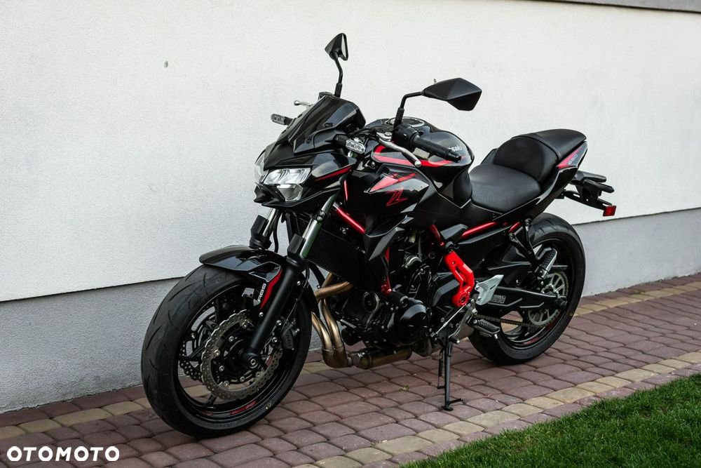 Kawasaki Z 650 - 6