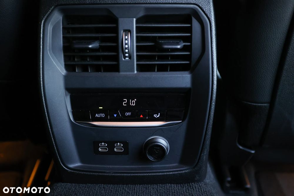 BMW Seria 3 320d Edition M Sport Shadow - 26