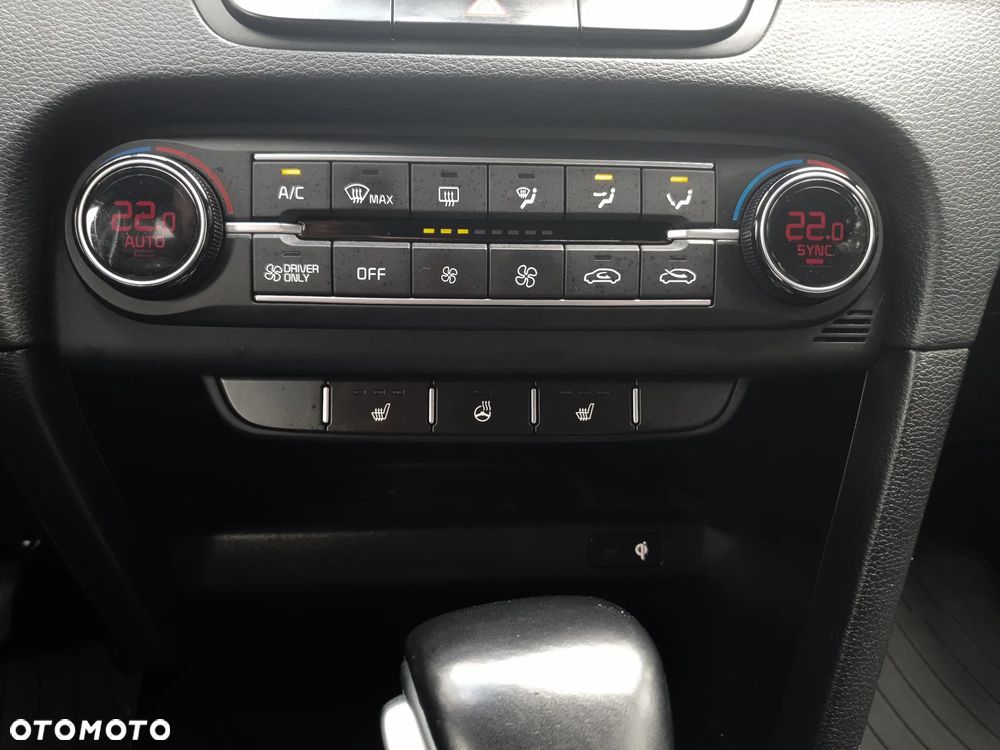 Kia XCeed 1.6 GDI PHEV L Business Line DCT - 21