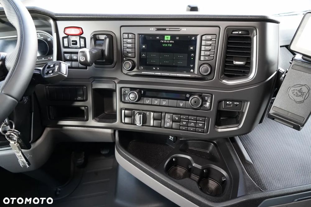 Scania S 500 / RETARDER / KLIMA POSTOJOWA / CAŁA NA PODUSZKACH  / SKÓRY - 30