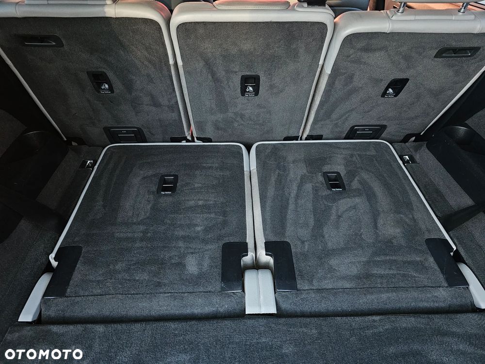 Audi Q7 - 12