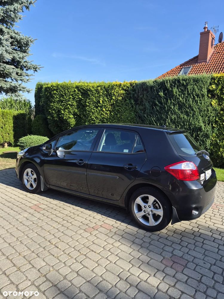 Toyota Auris - 5