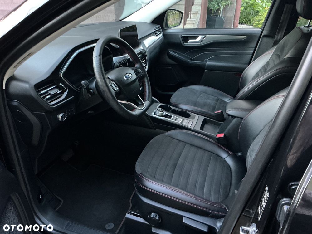 Ford Kuga - 8