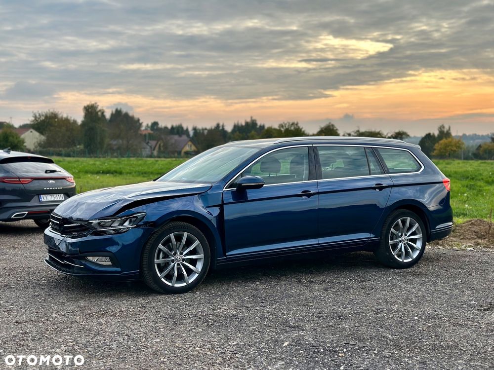 Volkswagen Passat ver-variant-1-6-tdi-scr-dsg-comfortline - 8