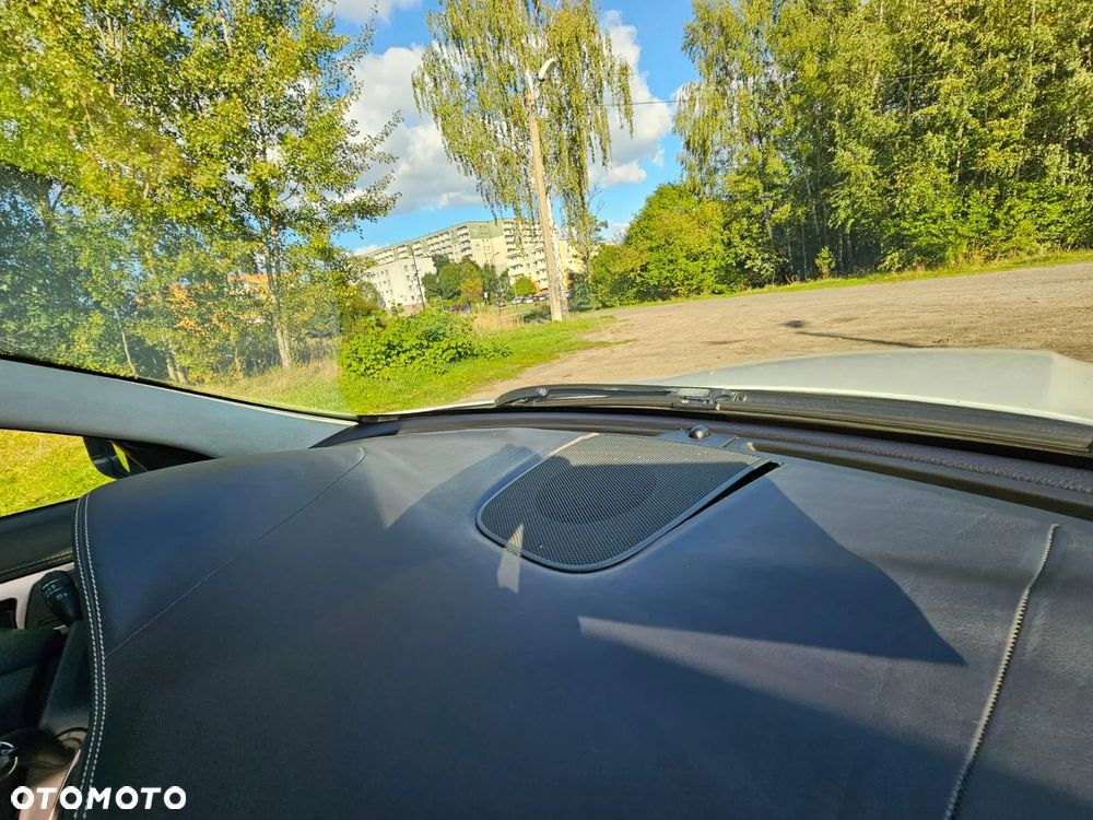 Jaguar XF 3.0 V6 D S Portfolio - 28