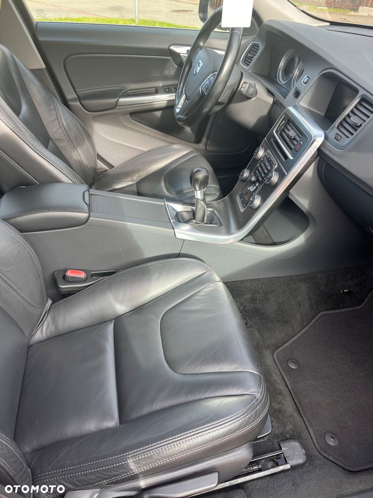 Volvo V60 - 8