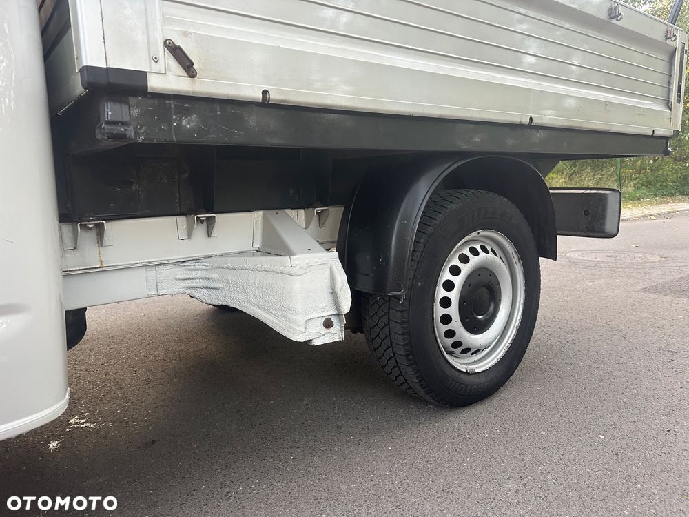 Volkswagen Transporter - 7