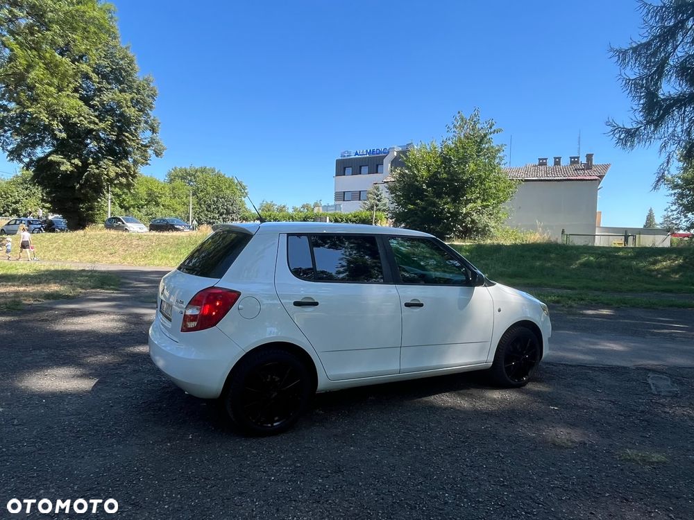 Skoda Fabia - 6