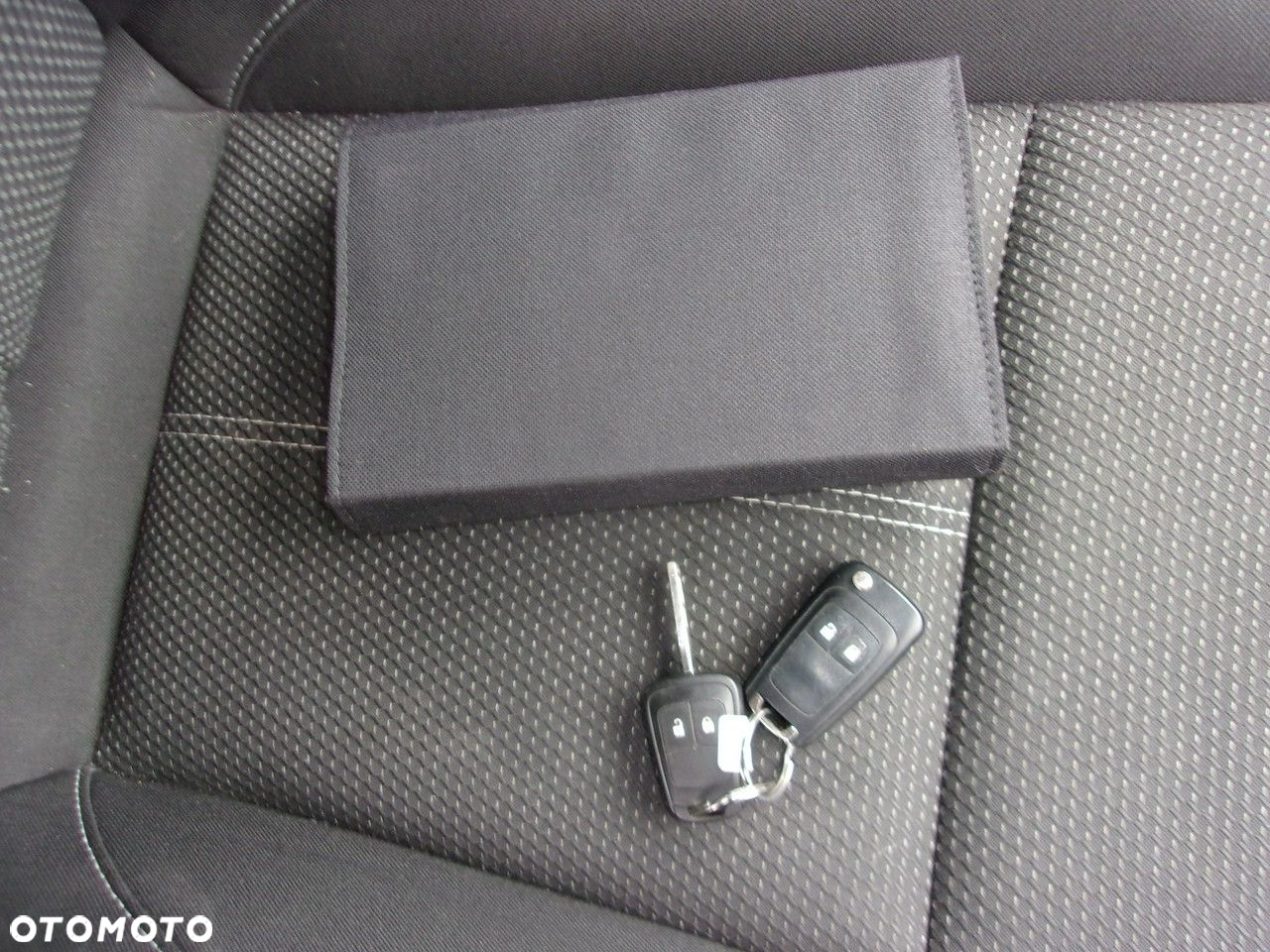 Opel Astra 1.4 Turbo Cosmo - 34