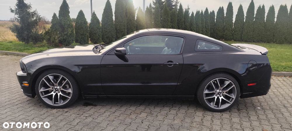 Ford Mustang 3.7 V6 Premium - 2