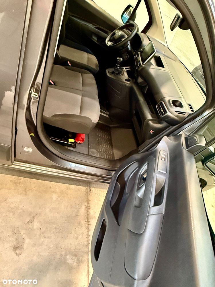Toyota Proace City - 13