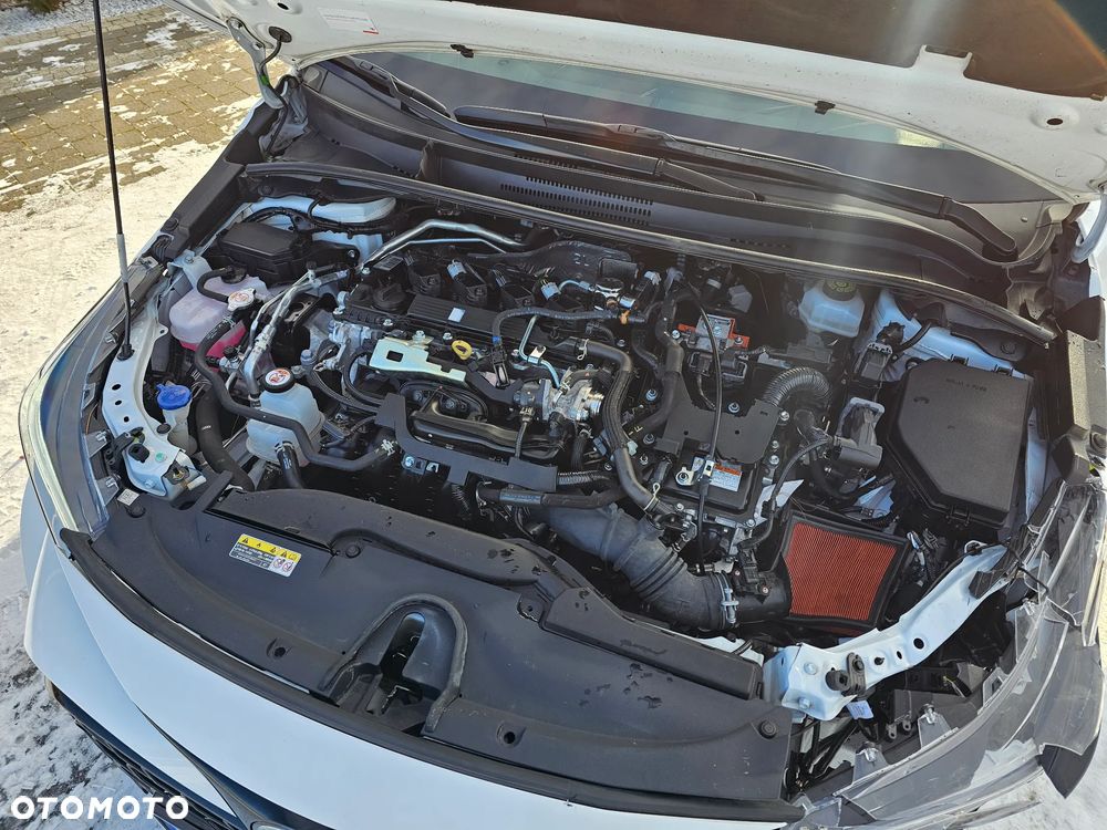 Toyota Corolla 2.0 Hybrid Style - 23