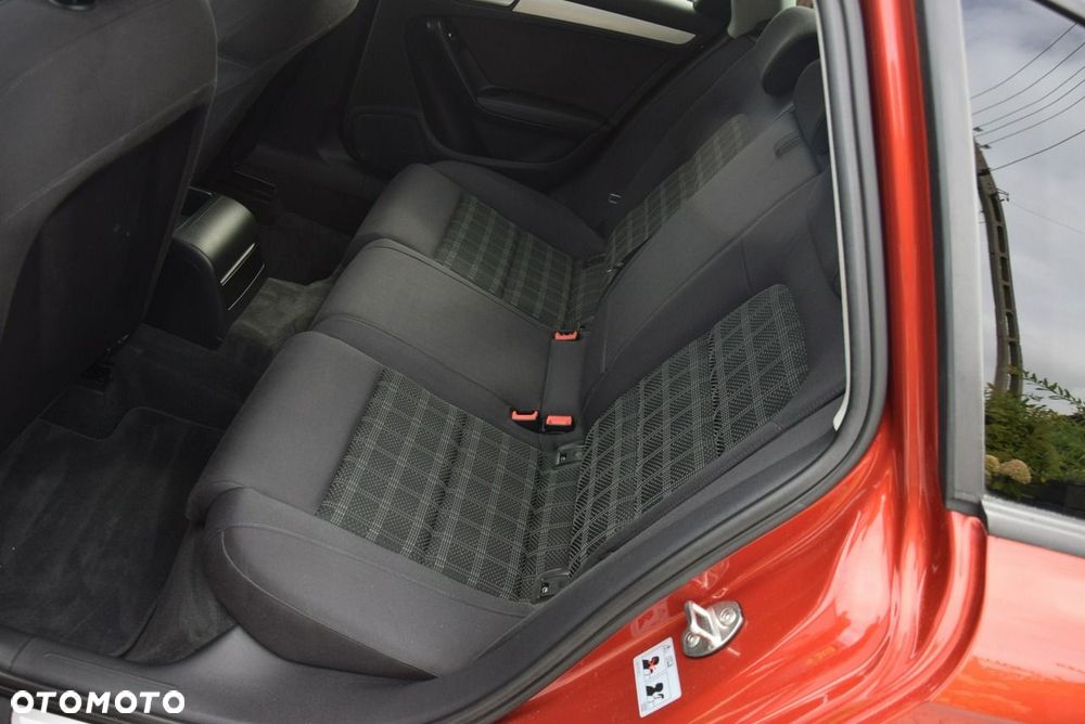 Audi A4 Avant 2.0 TDI Quattro - 26