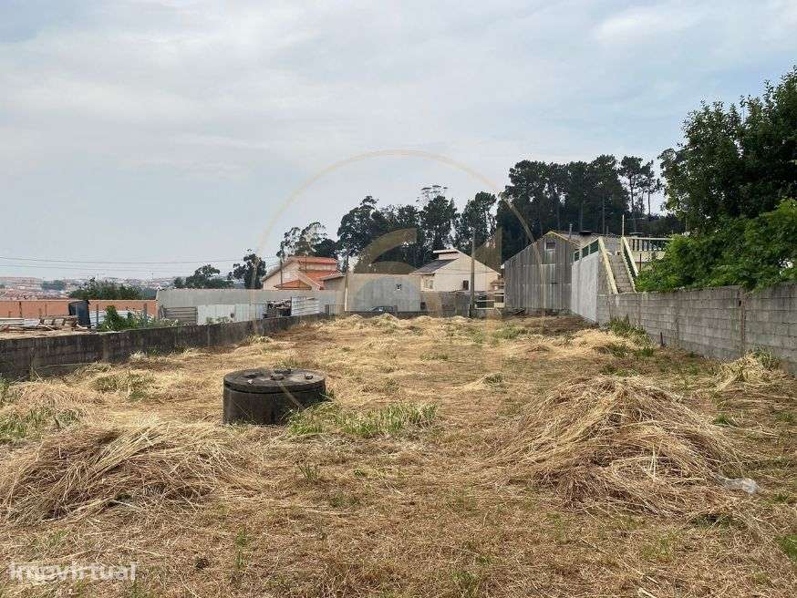 Terreno de 998m2 c/ projecto licenciado p/ Moradia 500m2 - Grande imagem: 2/19