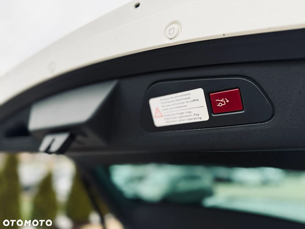 Peugeot 508 RXH BlueHDi 180 EAT6 Stop&Start - 18