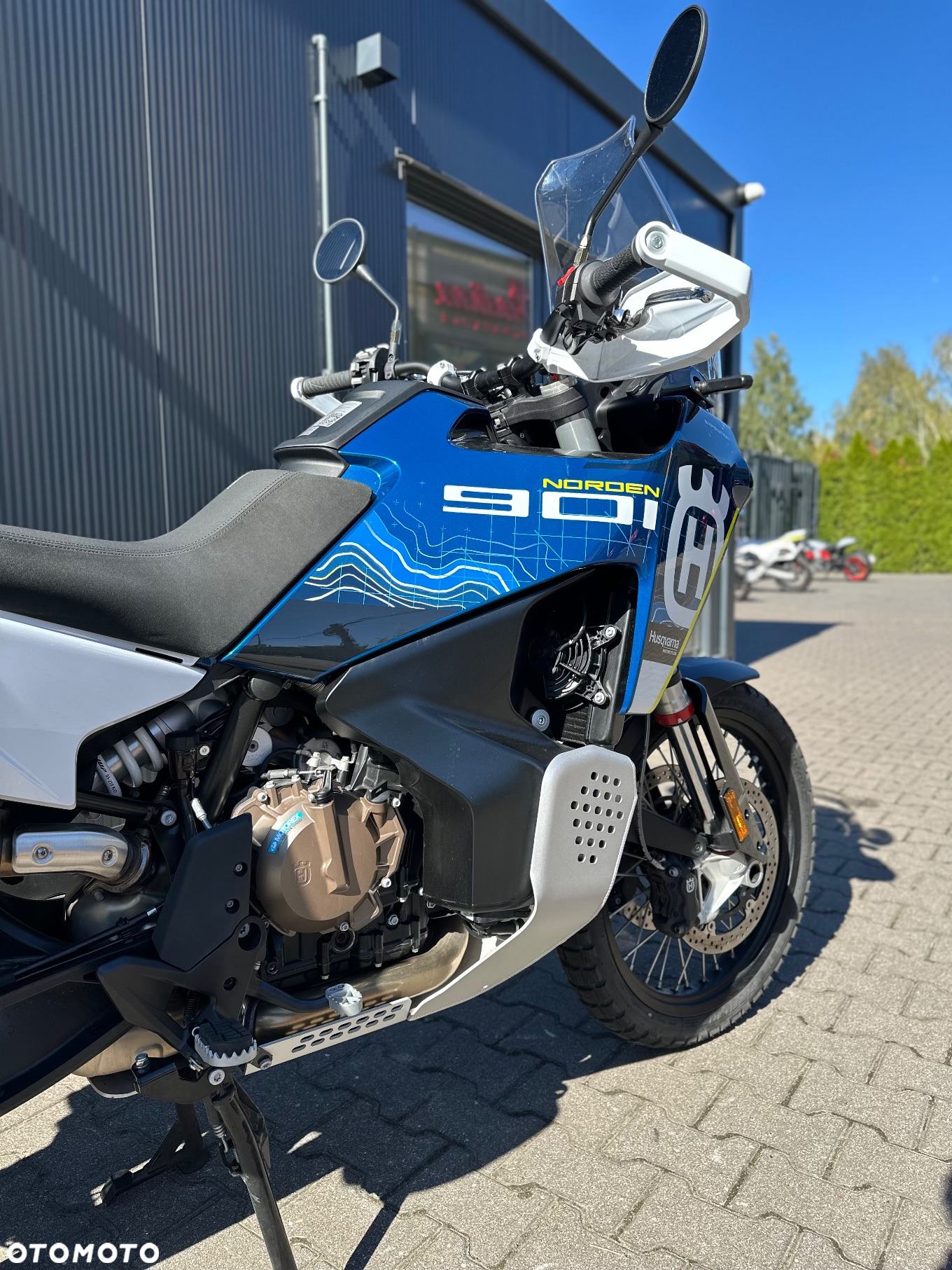 Husqvarna Norden - 3