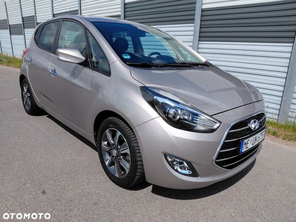 Hyundai ix20 1.4 Premium blue - 7