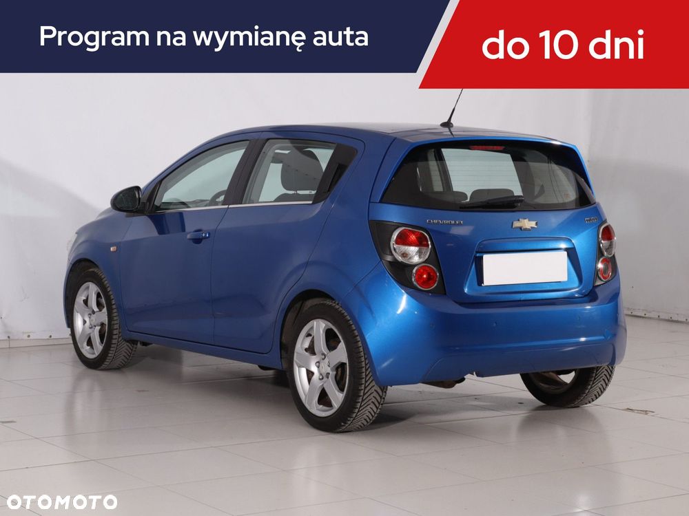 Chevrolet Aveo 2012 photo 5
