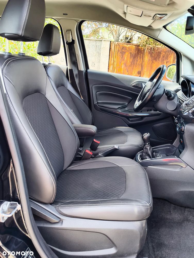 Ford EcoSport 1.5 TDCi TITANIUM - 18