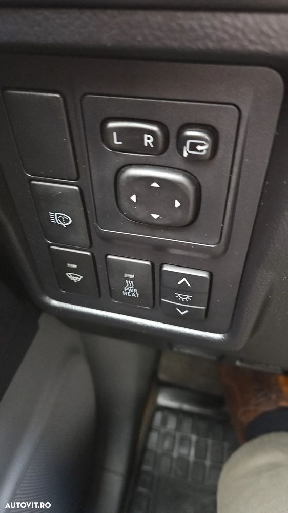 Toyota Land Cruiser 3.0 D-4D Automatik Life - 11