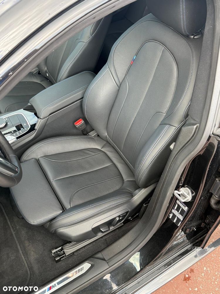 BMW Seria 2 220i Edition Colorvision - 8