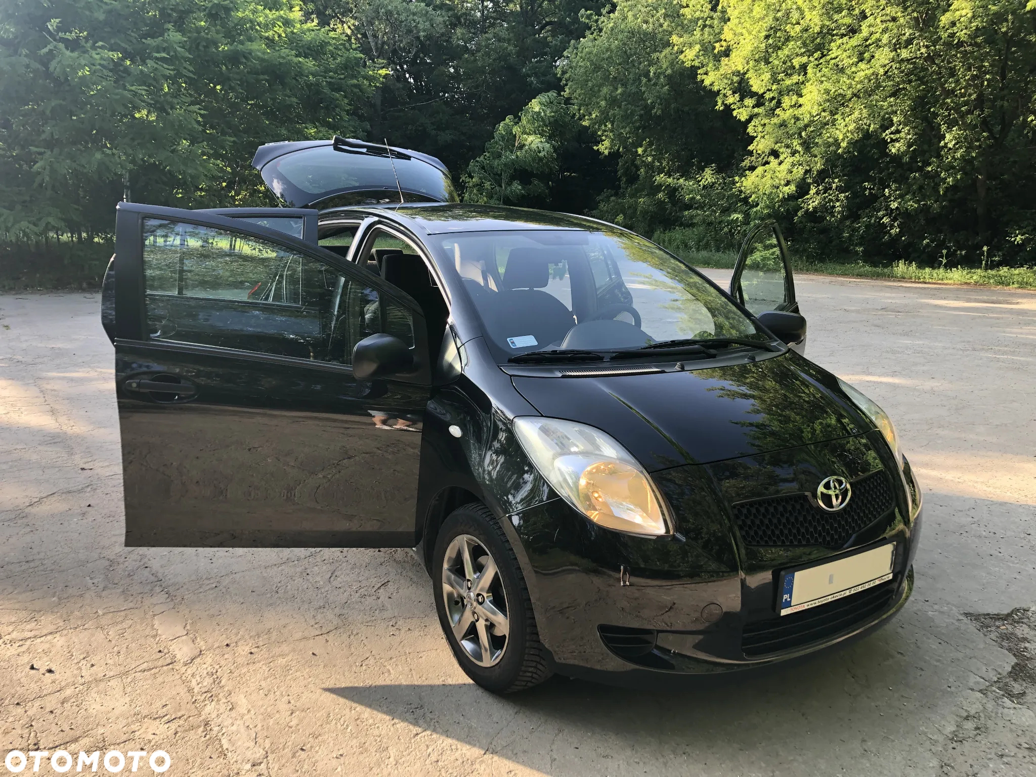 Toyota Yaris - 4