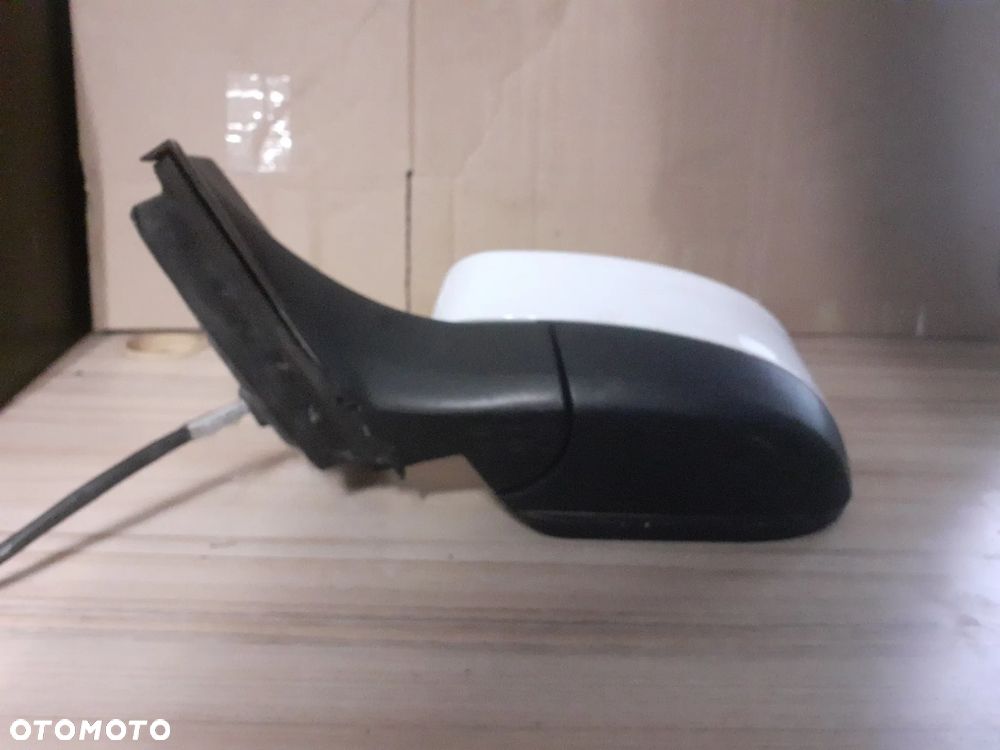 # LUSTERKO LEWE FORD MONDEO MK4 5PIN F6 BIAŁE - 4