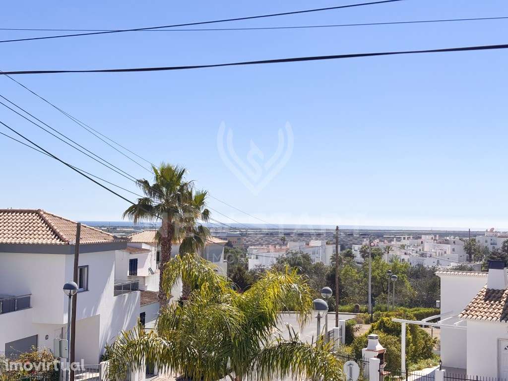 Moradia T4 com Vista Mar, Jardim e Garagem em Zona Residencial, Tavira - Grande imagem: 3/27