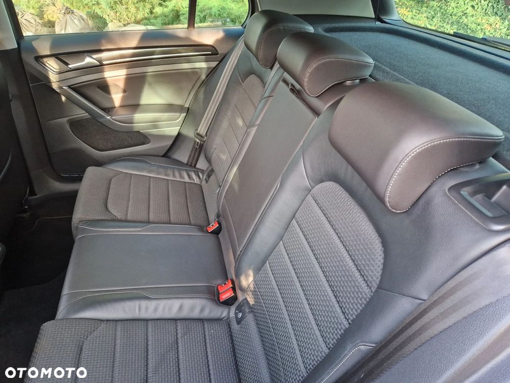 Volkswagen Golf 1.4 TSI BMT ACT Highline - 22