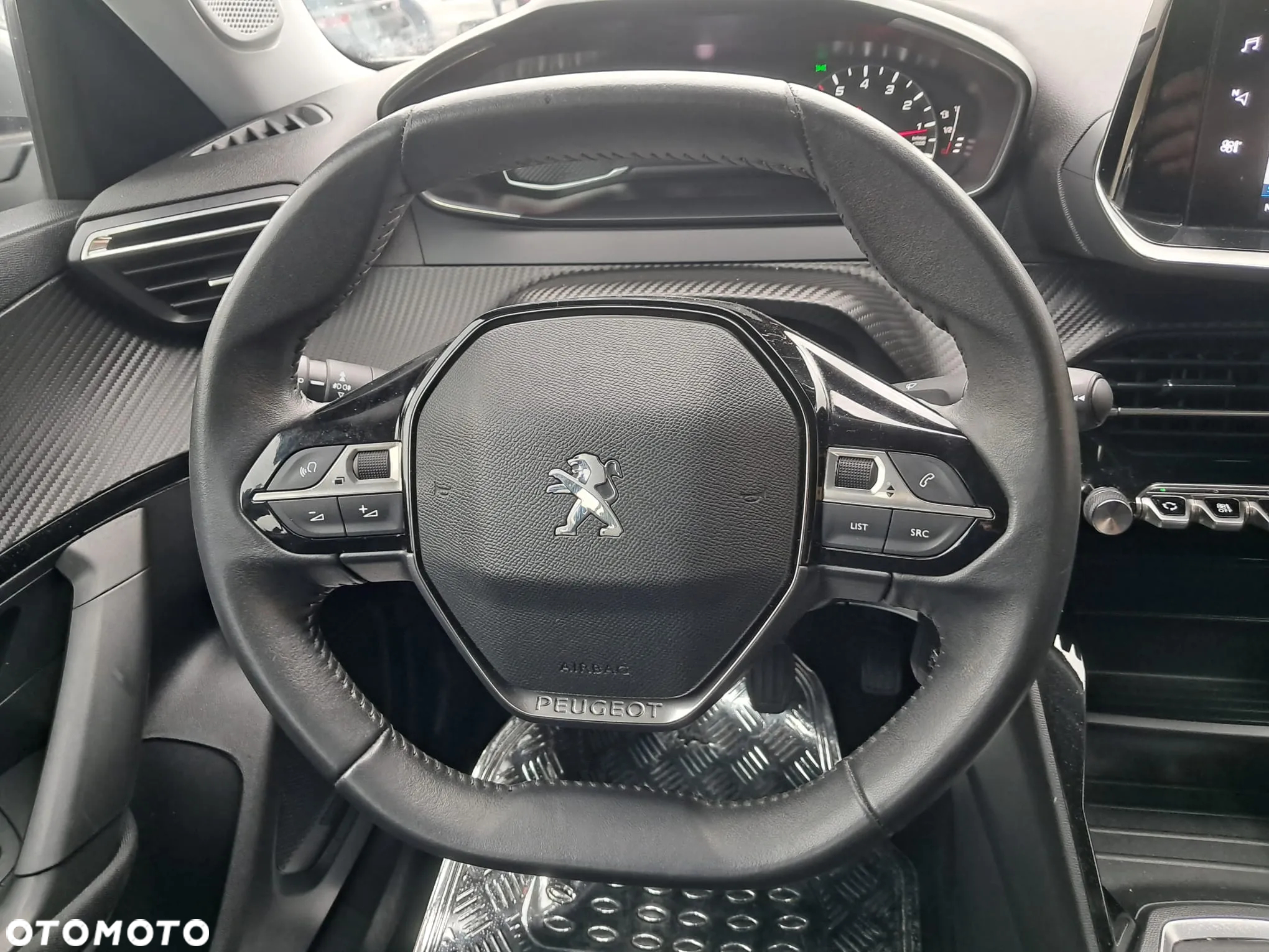 Peugeot 2008 1.5 BlueHDi Active S&S - 22