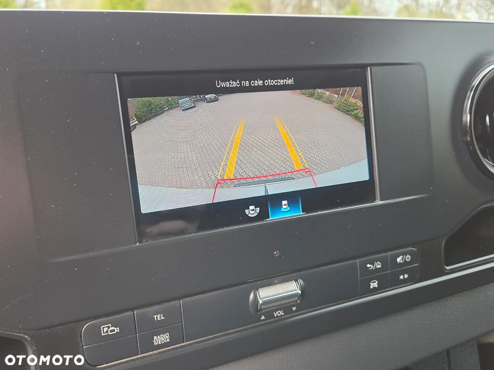 Mercedes-Benz Sprinter - 21