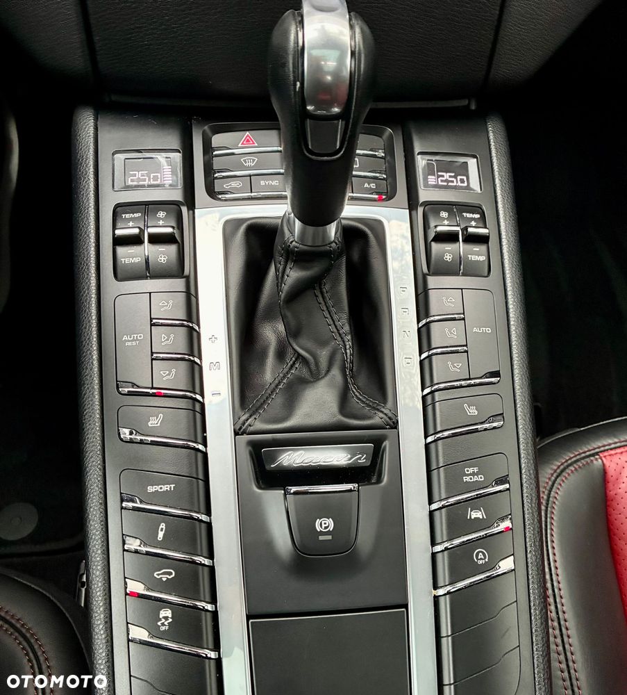 Porsche Macan - 21