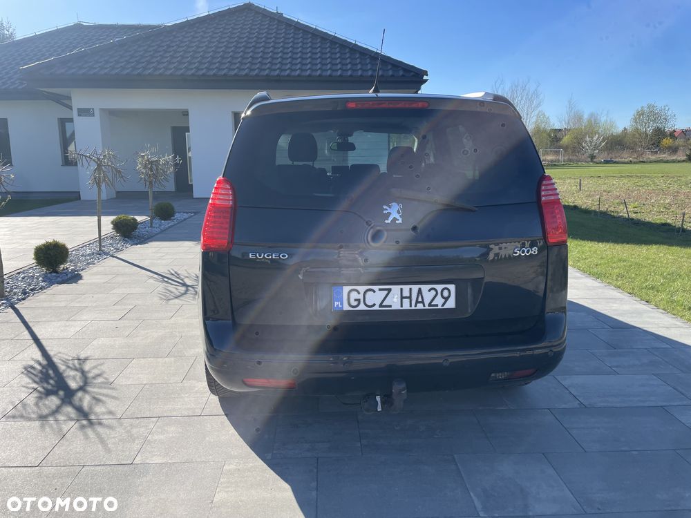 Peugeot 5008 - 5
