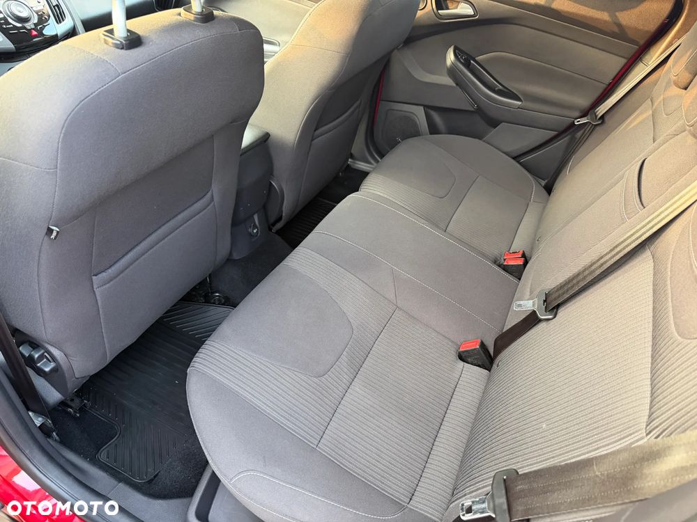 Ford Focus 1.6 EcoBoost Titanium - 16