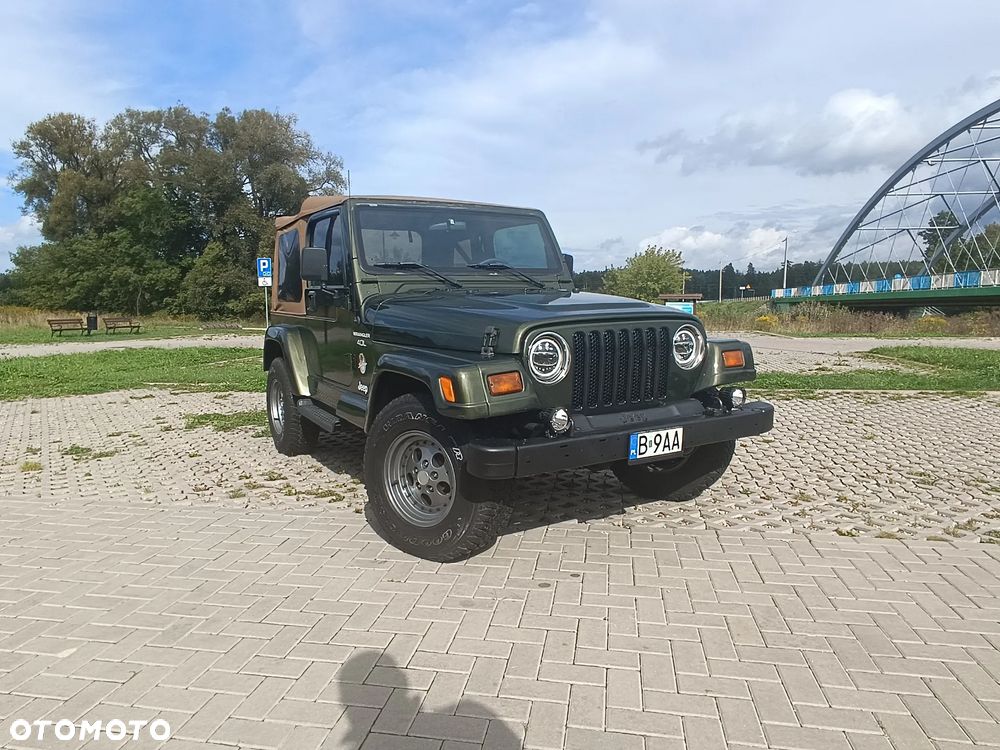 Jeep Wrangler 4.0 Automatik Sahara - 1