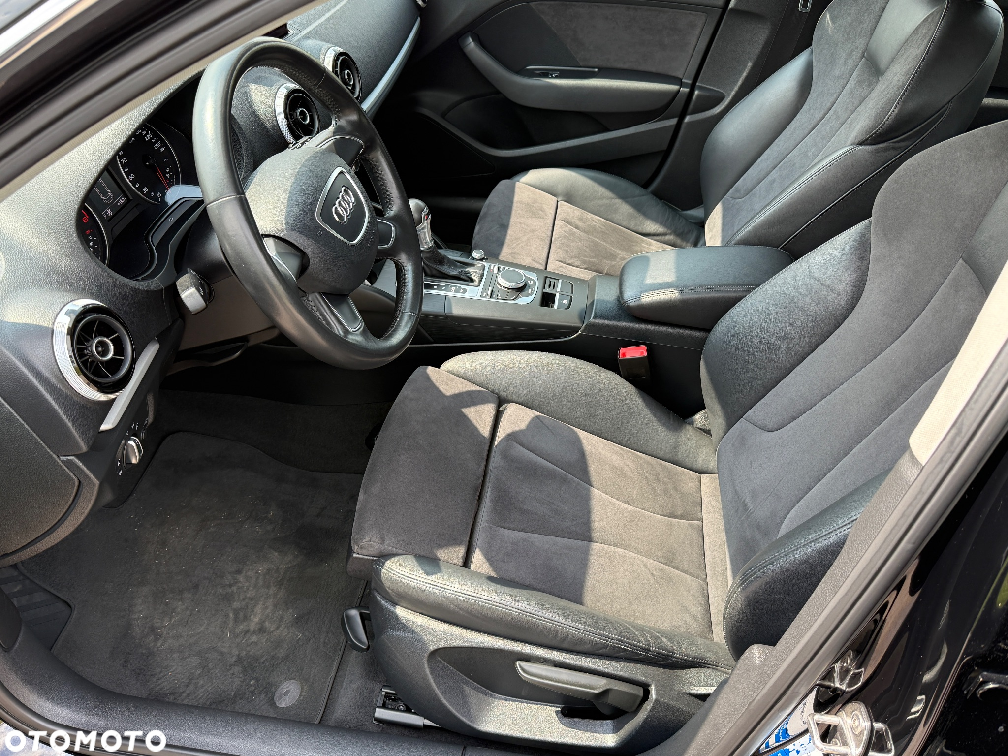 Audi A3 1.4 TFSI Ambition S tronic - 22