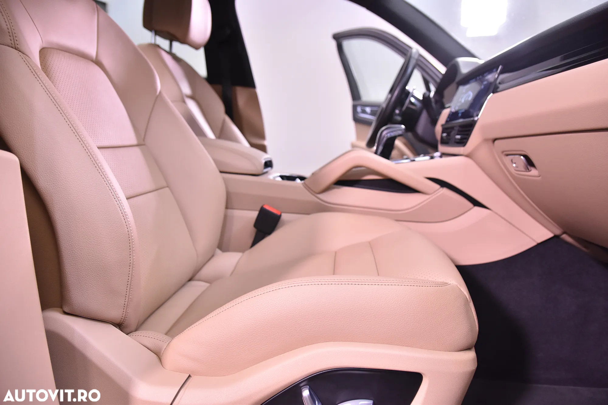 Porsche Cayenne - 11