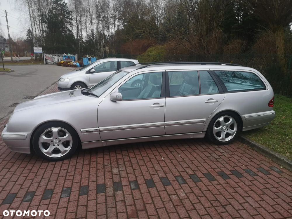 Mercedes-Benz Klasa E 280 T 4-Matic Avantgarde - 1