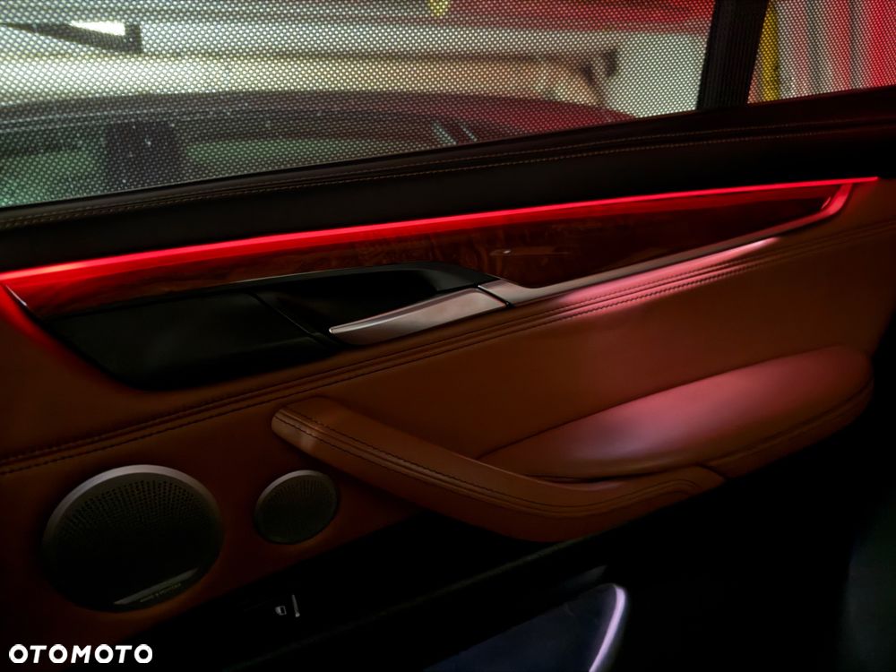 BMW X5 - 12