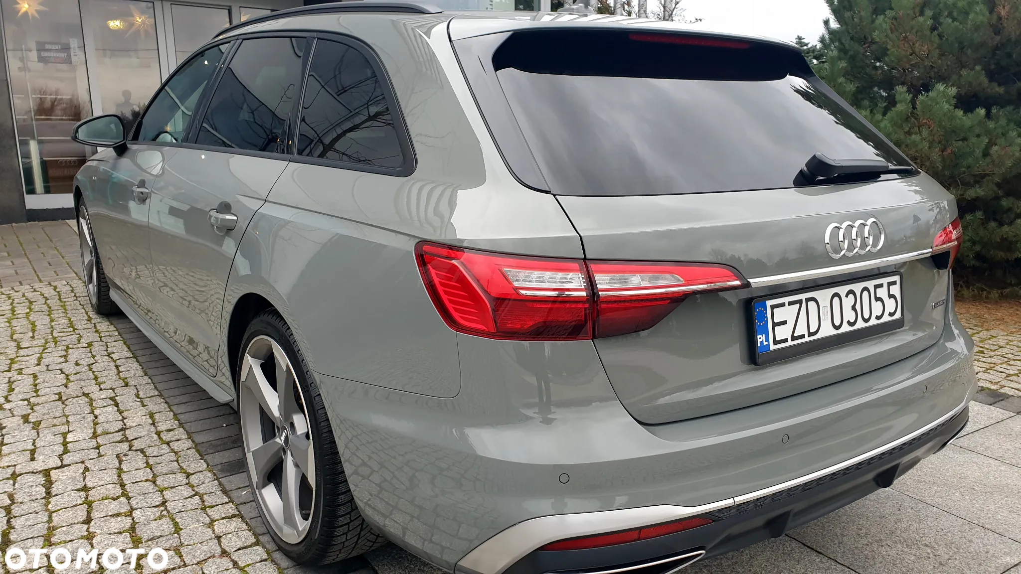 Audi A4 Avant 45 TDI quattro tiptronic S line - 11