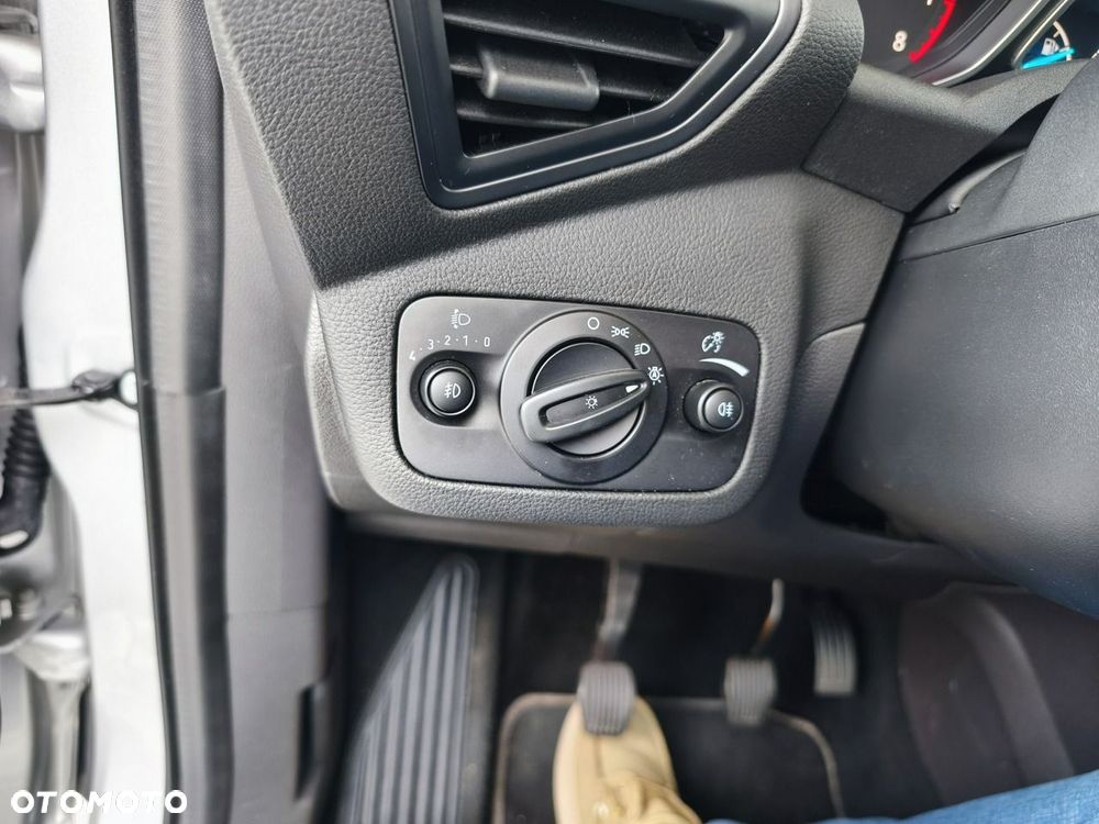 Ford Kuga 1.5 EcoBoost 2x4 SYNC - 29
