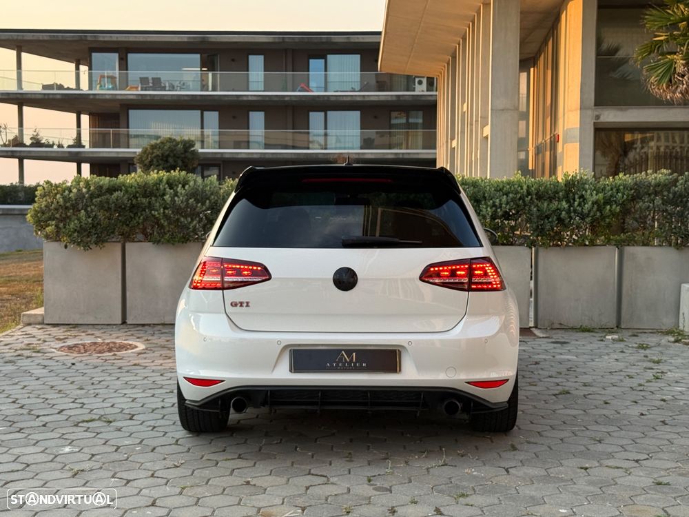 VW Golf GTI Performance BlueMotion DSG - 10