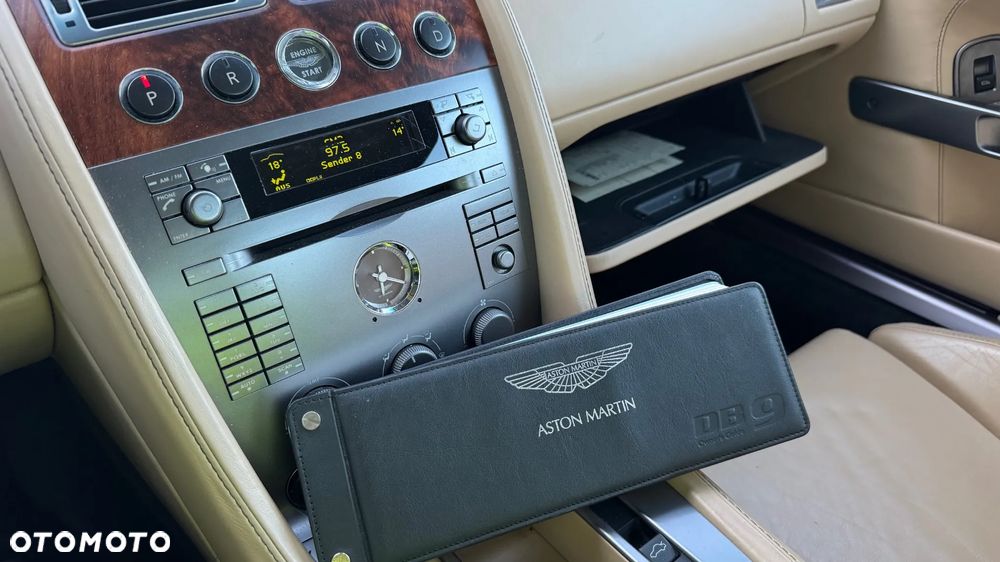 Aston Martin DB9 Coupe Touchtronic - 34