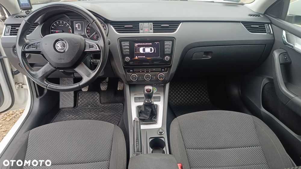 Skoda Octavia 1.6 TDI Ambition - 10