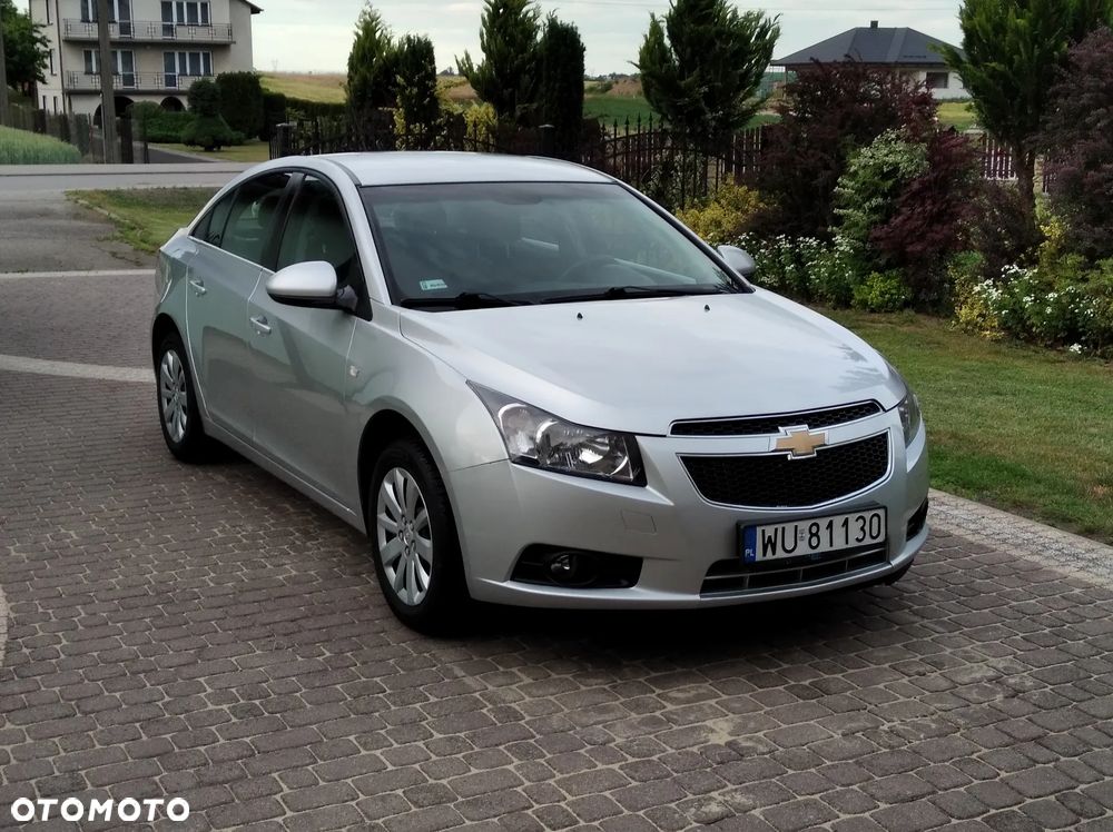 Chevrolet Cruze 1.6 LT - 2