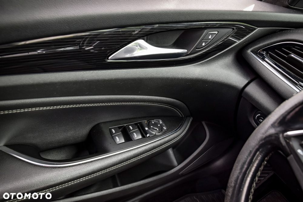 Opel Insignia 1.6 CDTI Innovation S&S - 35